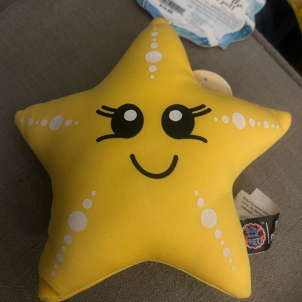 NWT Bow-Wow Aqua Seaside Yellow Starfish Plush Toy Floats In Water Squeaks